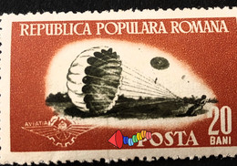 Errors Romania 1953 # Mi 1451 Printed  With Vertical Line Sport Aviation, Parachuting Unused - Errors, Freaks & Oddities (EFO)