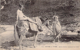 CPA - ALGERIE - Jeunes Arabes Traversant La Rivière - Ane - Scènes & Types