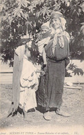 CPA - ALGERIE - Femme Bédouine Et Ses Enfants - Babouches - - Scenes