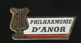 74776-Pin's.Philharmonie D'Anor.harpe.Lyre. - Musique