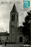 Méréville * La Place De L'église Du Village - Mereville