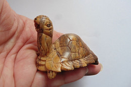 Figurine Tortue D'Asie Chine Vietnam En Pierre Dure Ou Marbre Saponite Sculptée - Animales