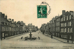St Hilaire Du Harcouët * La Place Du Bassin Et Rue De Paris - Saint Hilaire Du Harcouet