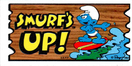 Petite Carte Bande Dessinée Schtroumpf Schtroumpfs Peyo 1982 Smurf Super Cards N°17 Schtroumpf Surfeur Surf Sport Sup.E - Objets Publicitaires