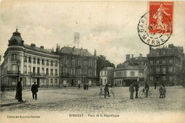 épernay * La Place De La République - Epernay