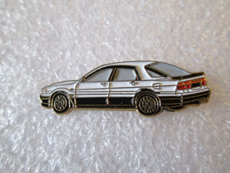 PIN'S    MITSUBISHI   GALANT  HATCHBACK - Mitsubishi