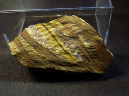 Rough Golden Tiger's Eye ( 5.5 X 3.5 X 0.5 Cm ) Prieska - Pixley Kaseme Distr. - Nothern Cape - South Africa - Minéraux
