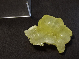 Brucite ( 4 X 3 X 0.5 Cm) Killa Saifullah District - Balochistan - Pakistan - Minéraux