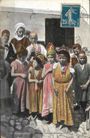 Constantine 34 Enfants Arabes Et Juifs  CPA 1920 - Niños