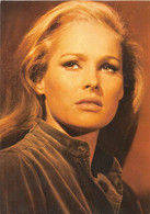 URSULA ANDRESS - Entertainers