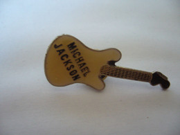 PIN'S PINS PIN PIN’s ピンバッジ  GUITARE MICHAEL JACKSON - Musique