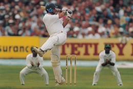 Nasser Hussain 1996 Rising Star Of Cricket Rare Postcard - Cricket