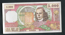 Billet De Banque Fantaisie De 5000F (années 60) "Ceci Est Un Faux Billet / Business" - Fiktive & Specimen