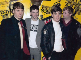 Franz Ferdinand Giant 12x8 Hand Signed Photo - Autógrafos