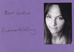 Victoria Willing Mrs Cartwright The Imbetweeners Hand Signed Photo - Autogramme