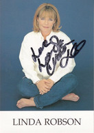 Linda Robson Birds Of A Feather Hand Signed Photo - Autographes