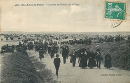 CPA 29 Finistère > Sainte Anne La Palue Arrivée Des Pèlerins Par La Plage Palud Pardon - Plonévez-Porzay