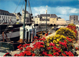 29 - Pont L'Abbé - Le Fond Du Port, Le Moulin Et Le Château - Pont L'Abbe