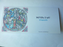 Métiers D'Art - Vitrailliste - Timbre Neuf Valeur 1,50 Euro Sur Feuillet Avec Son Carton - Bloques Souvenir