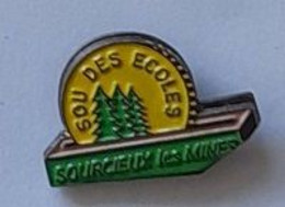 Pin' S  Ville, Education, ECOLE, SOU  DES  ECOLES  à  SOURCIEUX  LES  MINES  ( 69 ) - Administrations