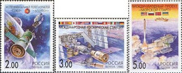 Russia 2000 Cosmonautics Day Set Of 3 Stamps - Verenigde Staten