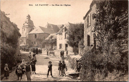 56 Faouët - La Rue De L'église - Faouët