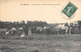 CPA 77 LA GROUE FERME GIBERT DERNIERE JOURNEE DE MOISSON - Autres & Non Classés