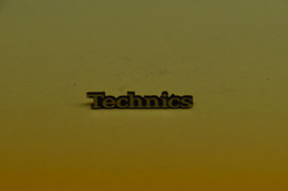 Radio/TV Embleem: Technics - Componentes