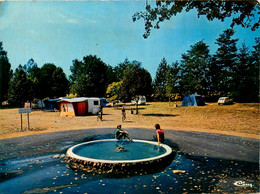 Quéaux * Vue Du Camping LE RENARD * Caravaning - Andere & Zonder Classificatie