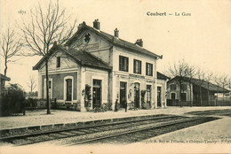 Coubert * Vue Sur La Gare * Ligne Chemin De Fer - Andere & Zonder Classificatie