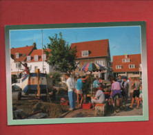 CPM - La Côte D'Opale - Wissant -(P.-de-C. ) - Vente De Poisson Place De L'église - Wissant