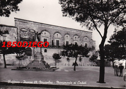 Delcampe - RUFFANO - PIAZZA IV NOVEMBRE - MONUMENTO AI CADUTI F/GRANDE VIAGGIATA  1964 ANIMATA - Lecce