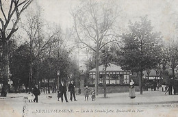 Neuilly Sur Seine. Le Boulevard Du Parc Et L'ile De La Grande Jatte. - Neuilly Sur Seine