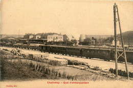 Chalindrey * La Gare * Quai D'embarquement * Wagons * Ligne Chemin De Fer - Chalindrey