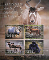 A8311 - NIGER - ERROR MISPERF Stamp Sheet -2014 African Animals  GORILLA - Gorilla's