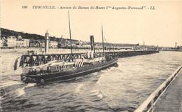 Trouville - Arrivée Du Bateau Du Havre Augustin-Normand - Trouville