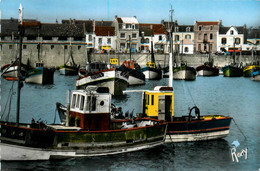 La Turballe * Vue Sur Le Quai Et Le Port * Bateau Pêche - La Turballe