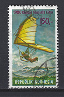 Indonesia Indonesie 986 Used ; Parasailing Parachutespringen Surfen 1980 NOW MANY STAMPS INDONESIA VERY CHEAP - Paracadutismo