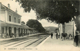 Commercy * Intérieur De La Gare Du Village * Ligne Chemin De Fer - Commercy