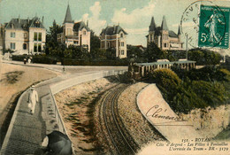 Royan * Pontaillac * Les Villas * L'arrivée Du Tram Tramway * Ligne Chemin De Fer - Royan