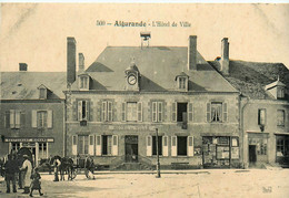 Aigurande * La Place De L'hôtel De Ville * La Mairie * Restaurant RICHARD * Attelage - Other & Unclassified