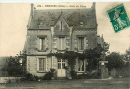 Heugnes * Place Et Façade De L'école Des Filles * Groupe Scolaire - Other & Unclassified