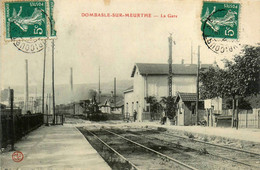 Dombasle Sur Meurthe * La Gare * Arrivée Train Locomotive Machine * Ligne Chemin De Fer Meurthe Et Moselle - Other & Unclassified
