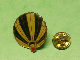 Pin's / Montgolfières : Montgolfière   TB6M - Fesselballons