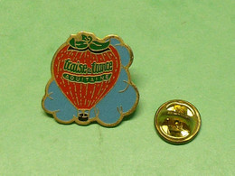 Pin's / Montgolfières :  Montgolfière , Fraise De France Aquitaine   TB6M - Montgolfières