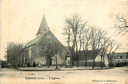 Vigoux * La Place De L'église Du Village - Sonstige & Ohne Zuordnung