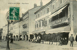 Pont à Mousson * 1908 * Place Duroc * Café JANIN * Maison Spéciale De Soldes Chaussures Confections * Magasin - Pont A Mousson
