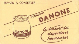 VIEUX PAPIERS BUVARD 13 X 21 CM DANONE YOGHOURT DESSERT DES DUGESTIONS HEUREUSES - Food