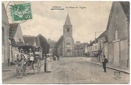 89 Véron - La Place De L'église - Veron