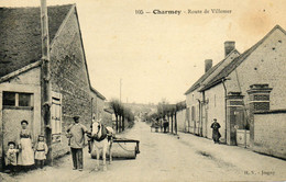 - CHARMOY (89) -  La Route De Villemer  (bien Animée, Attelage Agricole)  -27477- - Charmoy